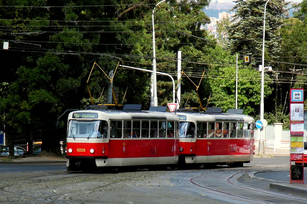 Tatra T3 #8228