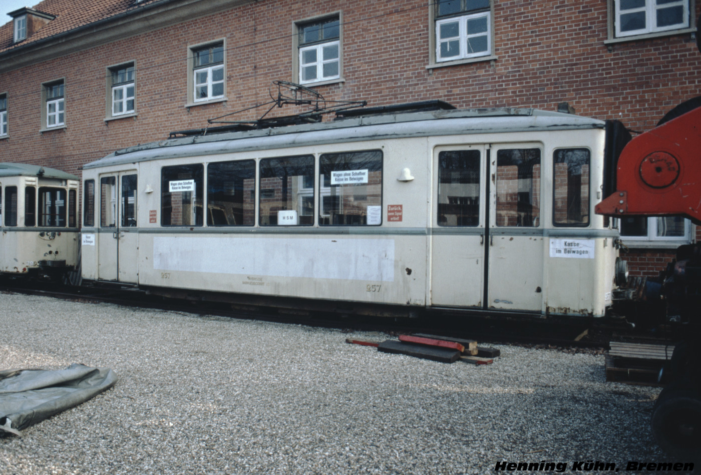 Duewag 2 axeled tram #257