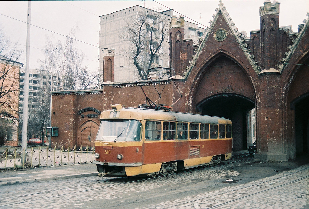 Tatra T4SU #310
