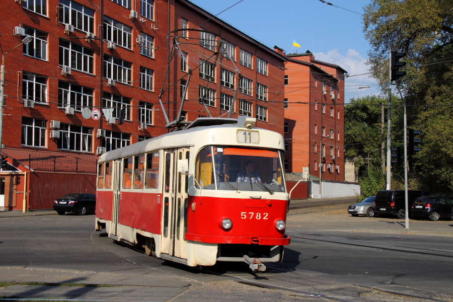 Tatra T3SU #5782
