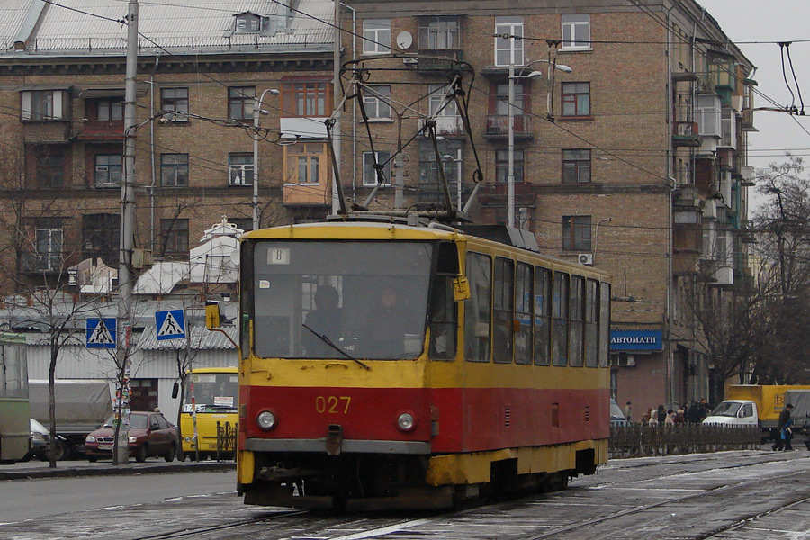 Tatra T6B5SU #027