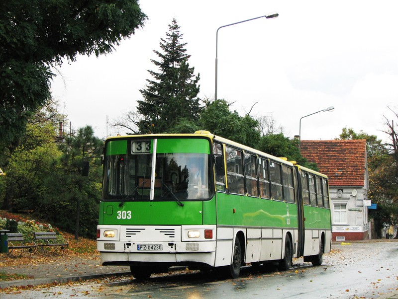 Ikarus 280.26 #303