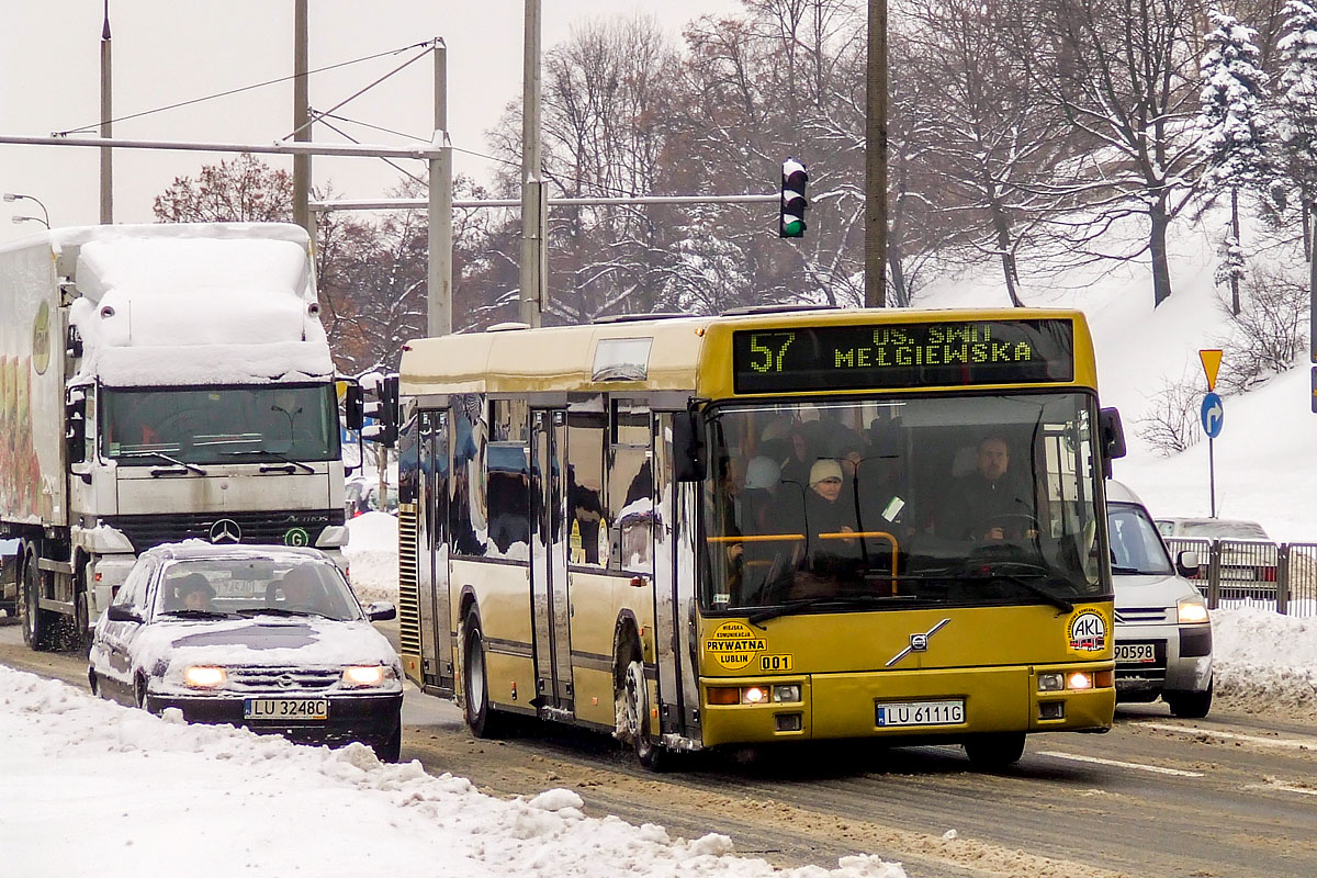 Volvo B10L / Steyr SN12 #001