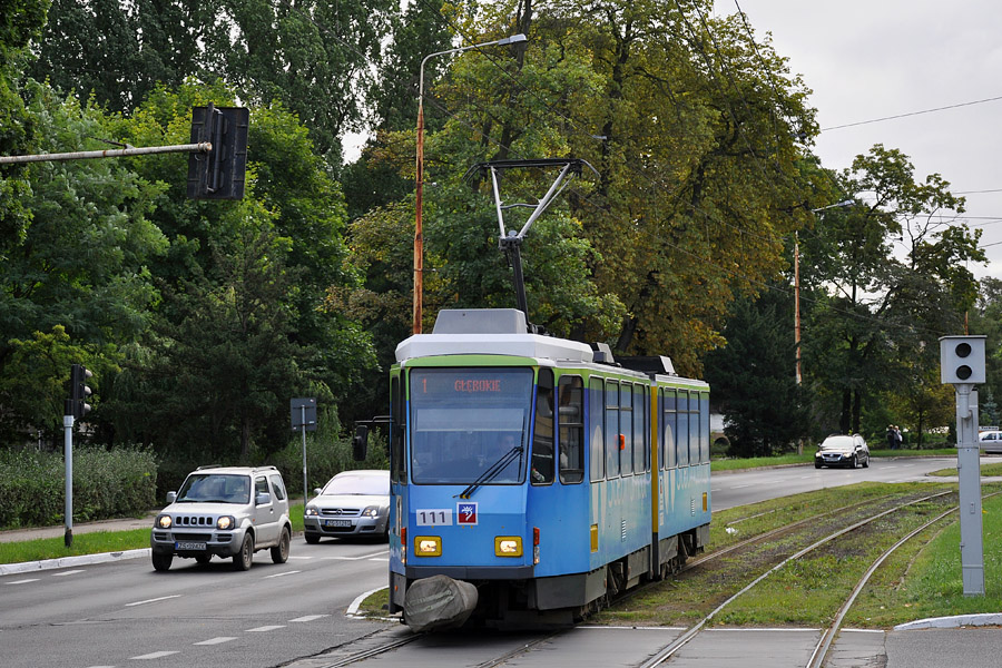 Tatra KT4Dt #111