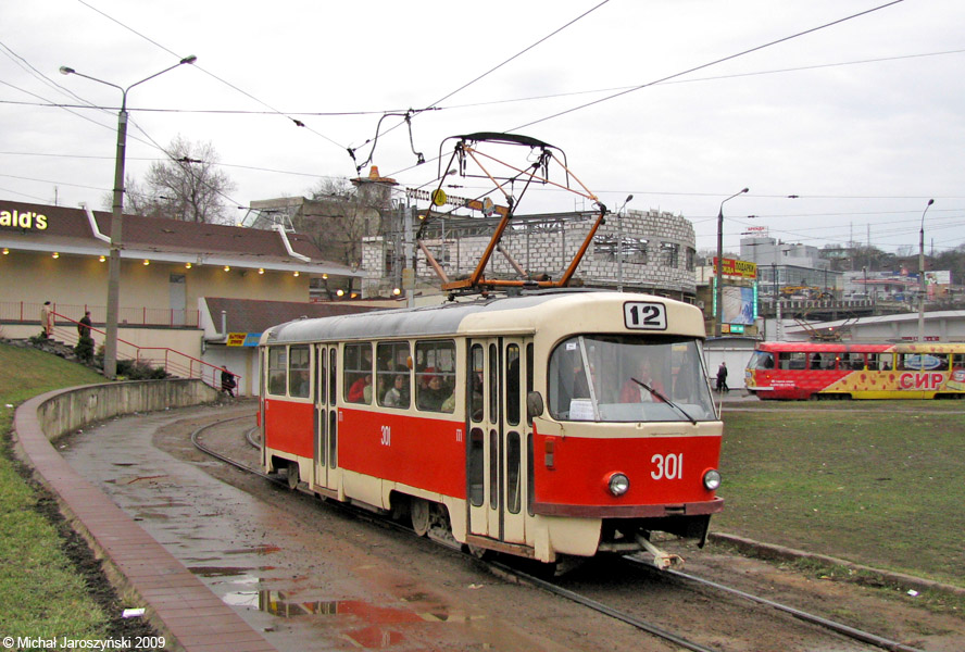 Tatra T3SU #301