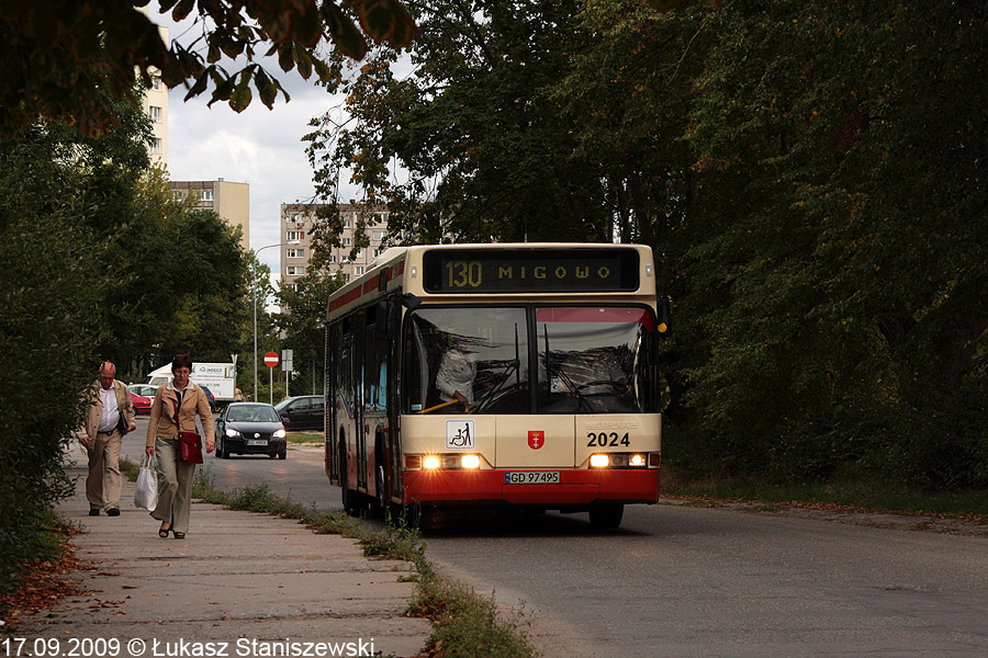 Neoplan N4016 #2024