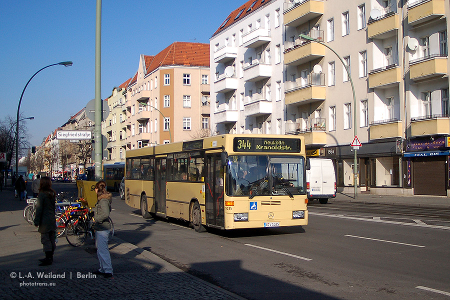 Mercedes-Benz O405N #1035