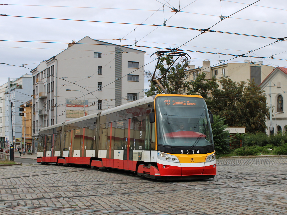Škoda 15T Praha #9374