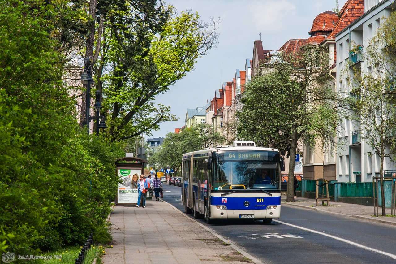 Mercedes-Benz O345G #581