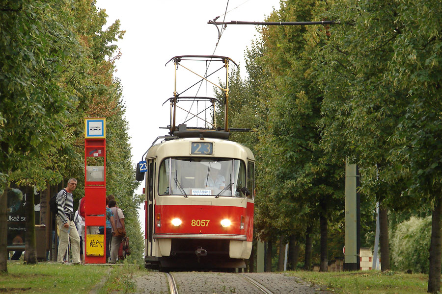 Tatra T3M #8057