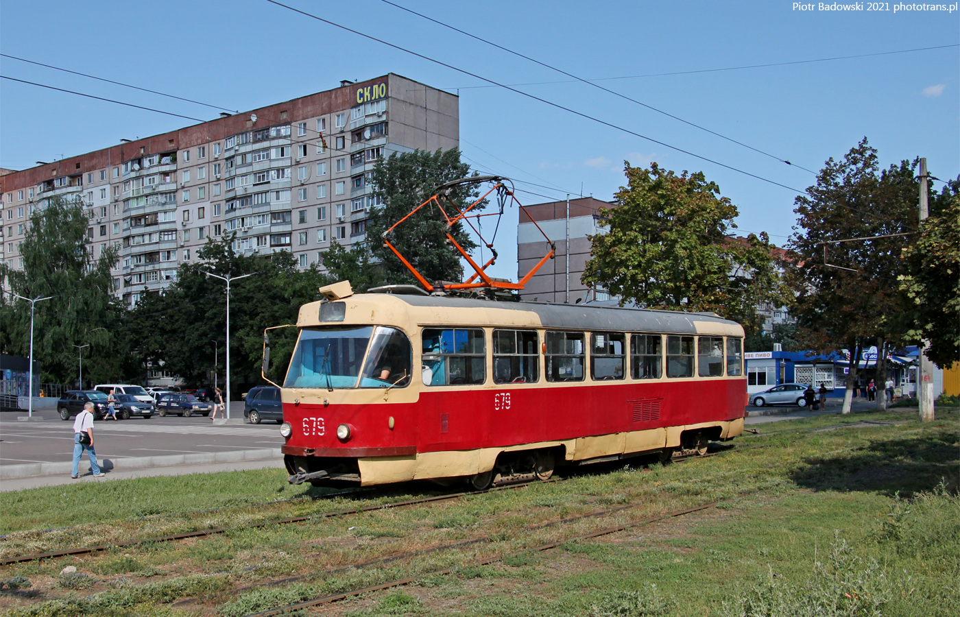 Tatra T3SU #679