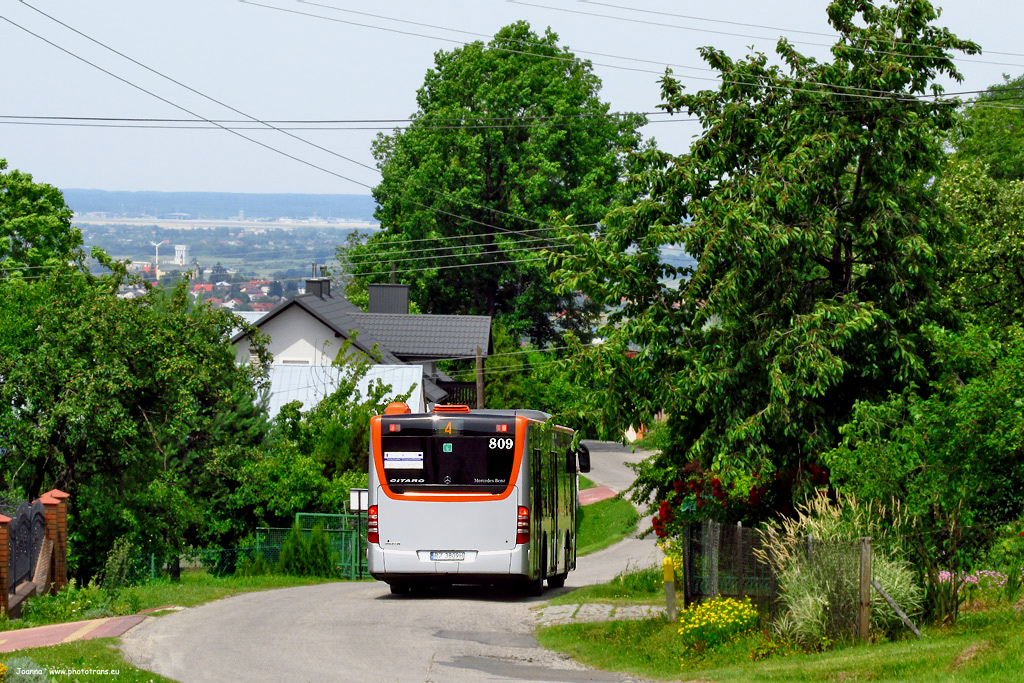 Mercedes-Benz O530 II #809