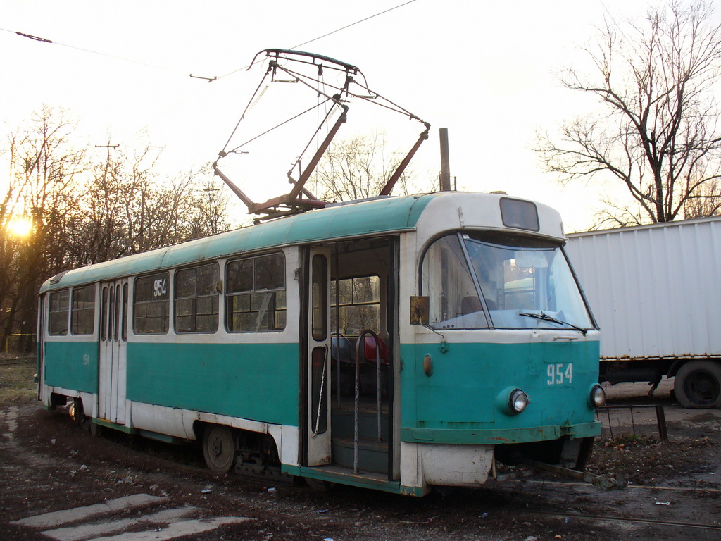 Tatra T3SU #3954