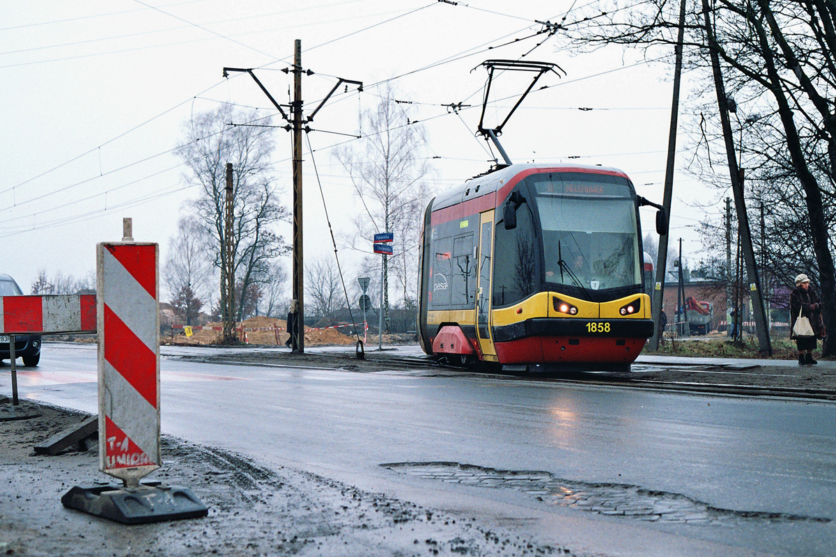 Pesa 122N #1858