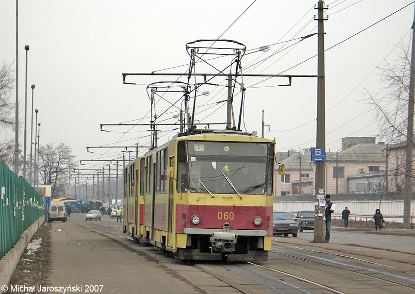 Tatra T6B5SU #060