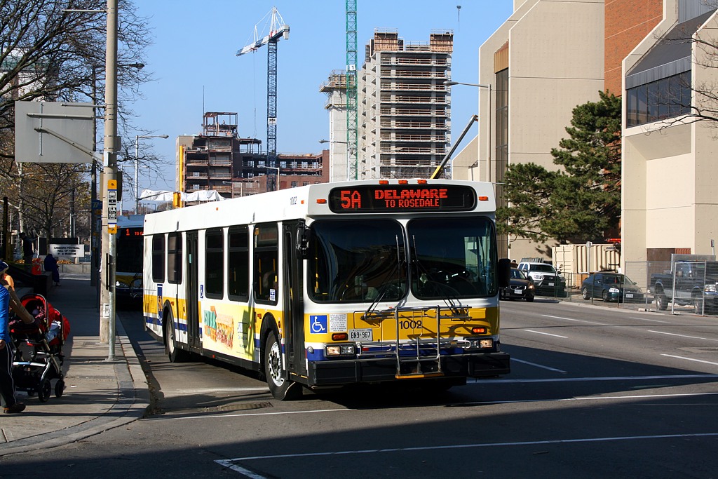 New Flyer  D40LF #1002