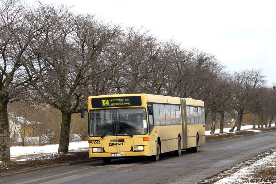 Mercedes-Benz O405GN #7232