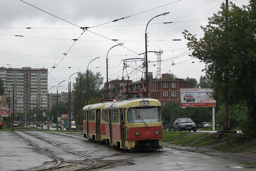Tatra T3SU #179