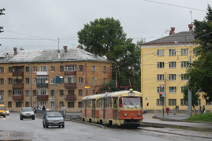Tatra T3SU #683