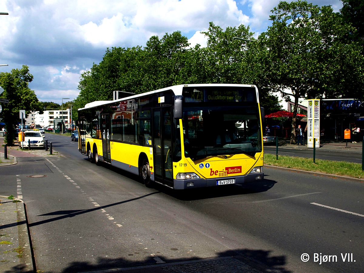 Mercedes-Benz O530L #1719