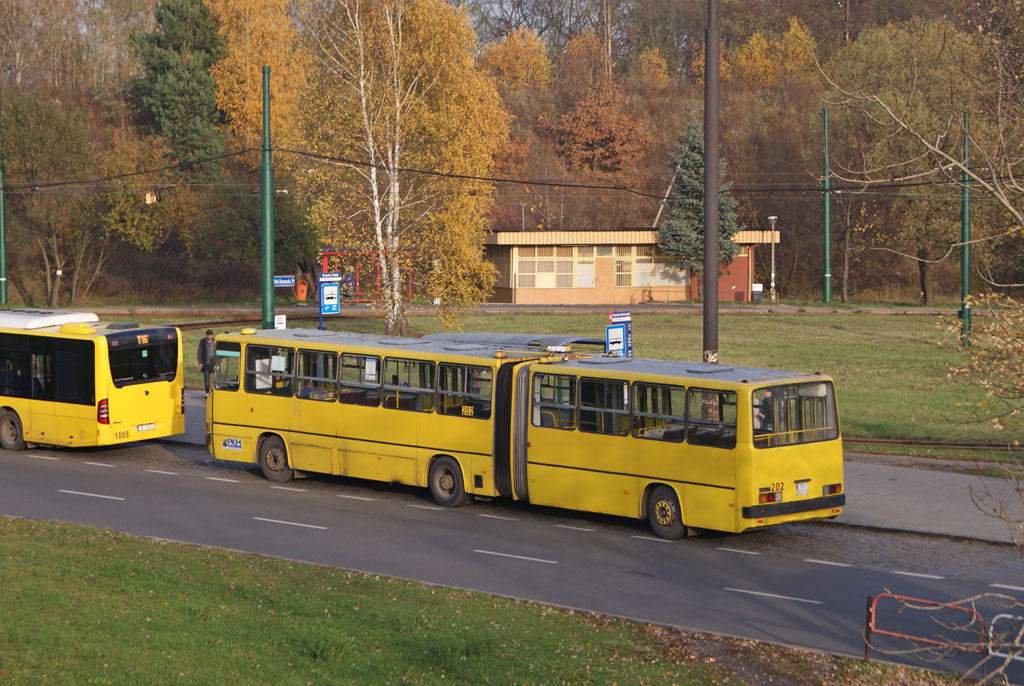 Ikarus 280.26 #202