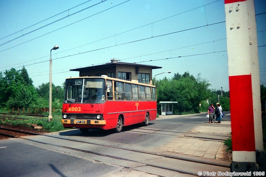 Ikarus 260.04 #A003