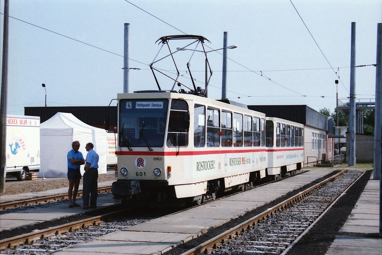 Tatra T6A2D #601