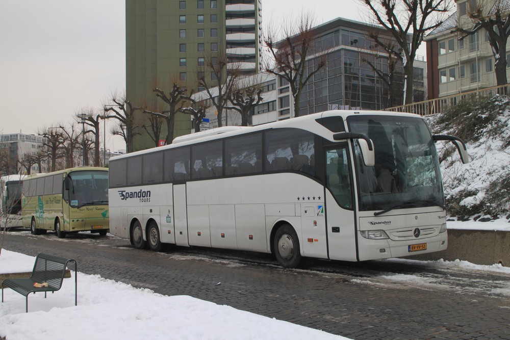 Mercedes Tourismo 17RHD #BV-VV-53