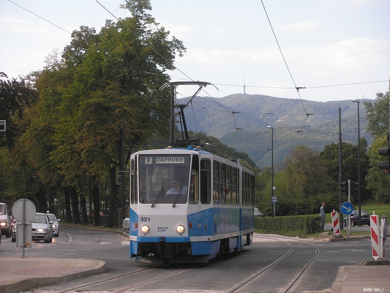 Tatra KT4YU #321