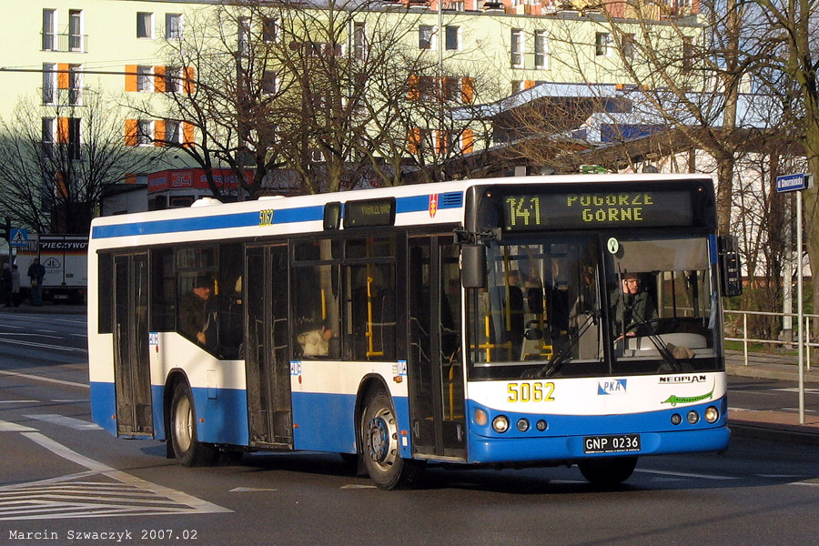 Neoplan K4016td #5062