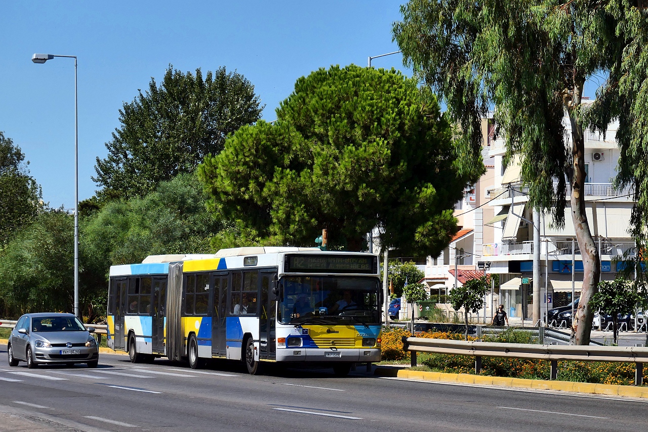 Volvo B7LA / Σαρακάκης Αθηνά #219