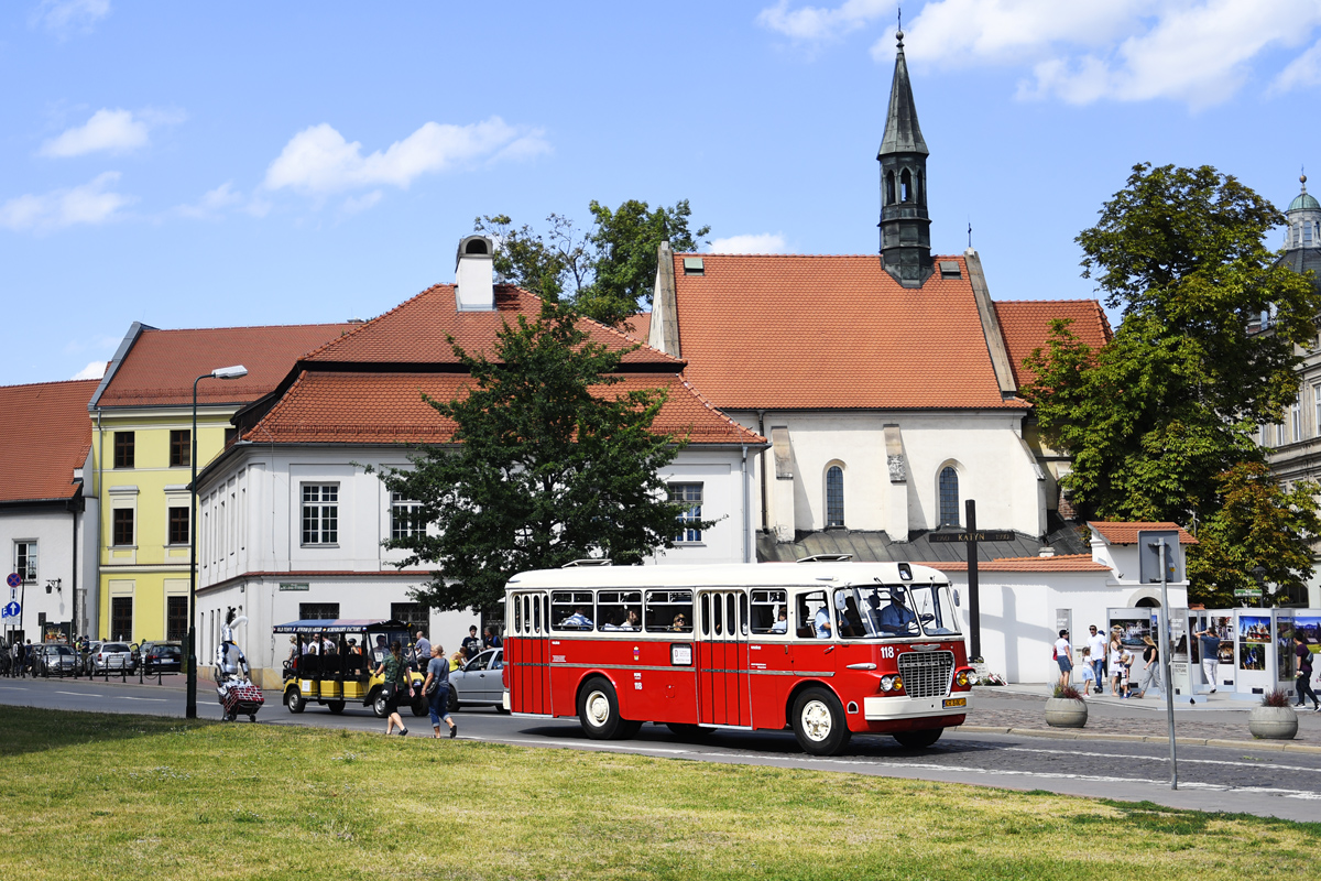 Ikarus 620 #118