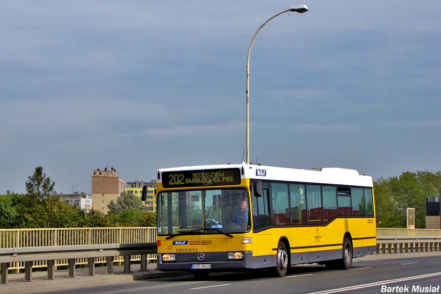 Mercedes-Benz O405N2 #R1074