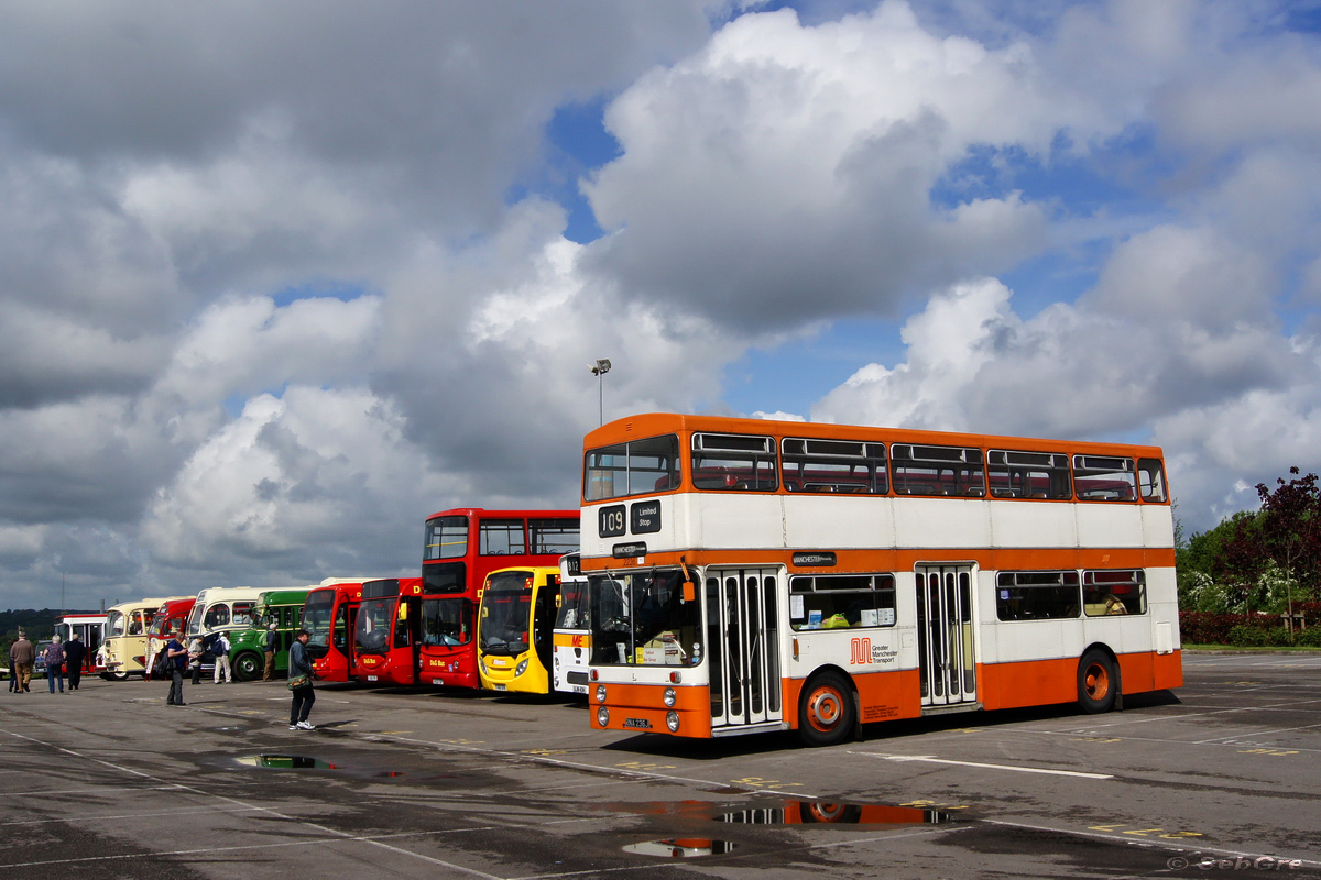 Daimler Fleetline / Park Royal #2236