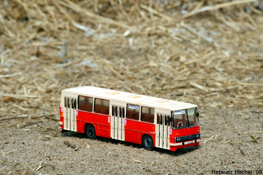 Ikarus 260.02 #B 81001