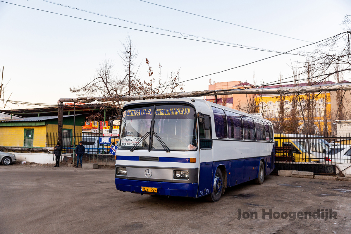 Mercedes-Benz O303-11ÜHE #IL BL 227