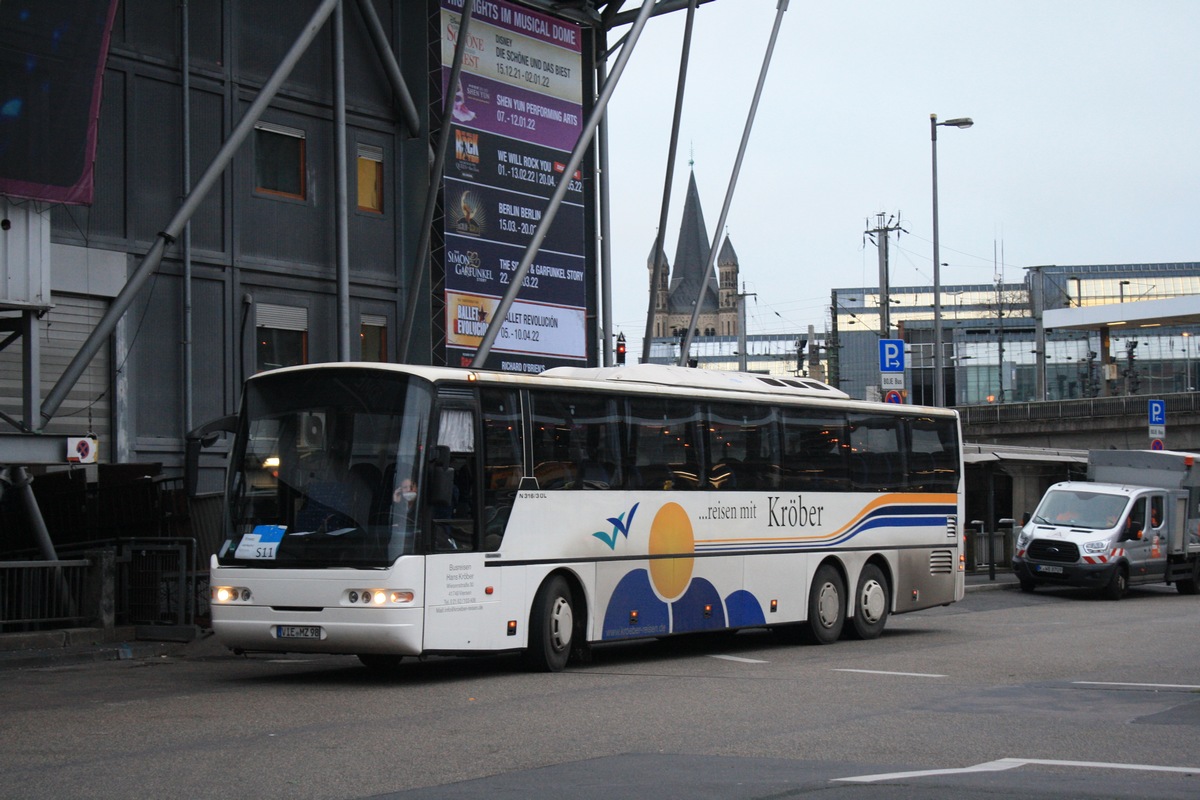 Neoplan N316/3 ÜL #VIE-MZ 98