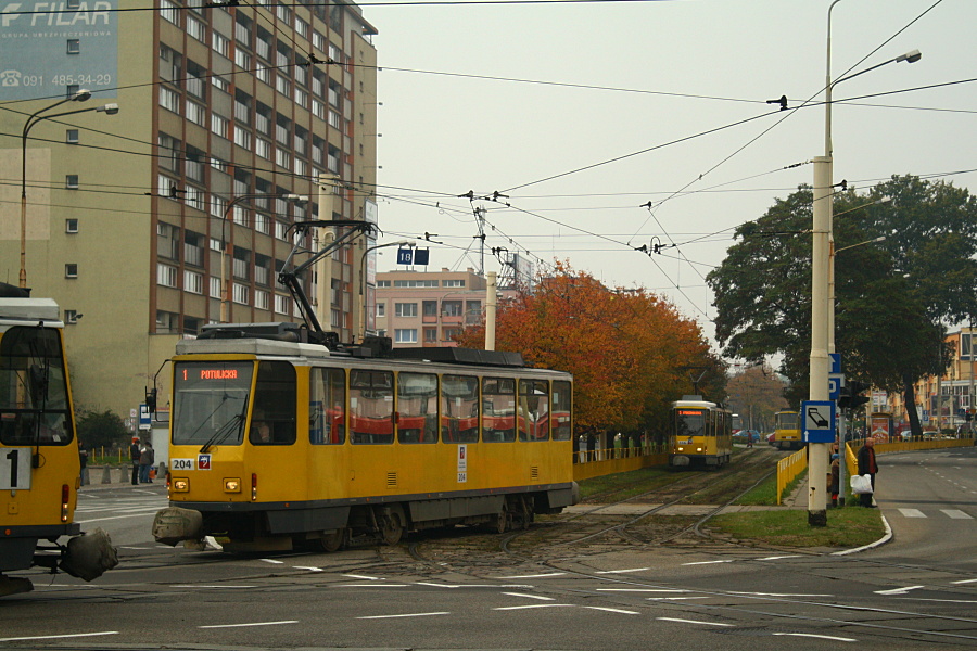 Tatra T6A2D #204