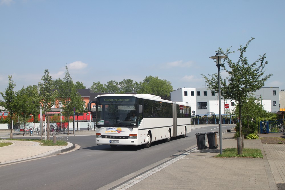 Setra SG321 UL #OE-FR 321