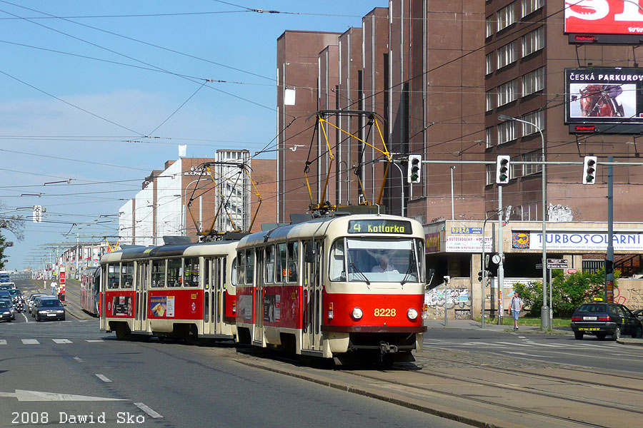 Tatra T3R.P #8228