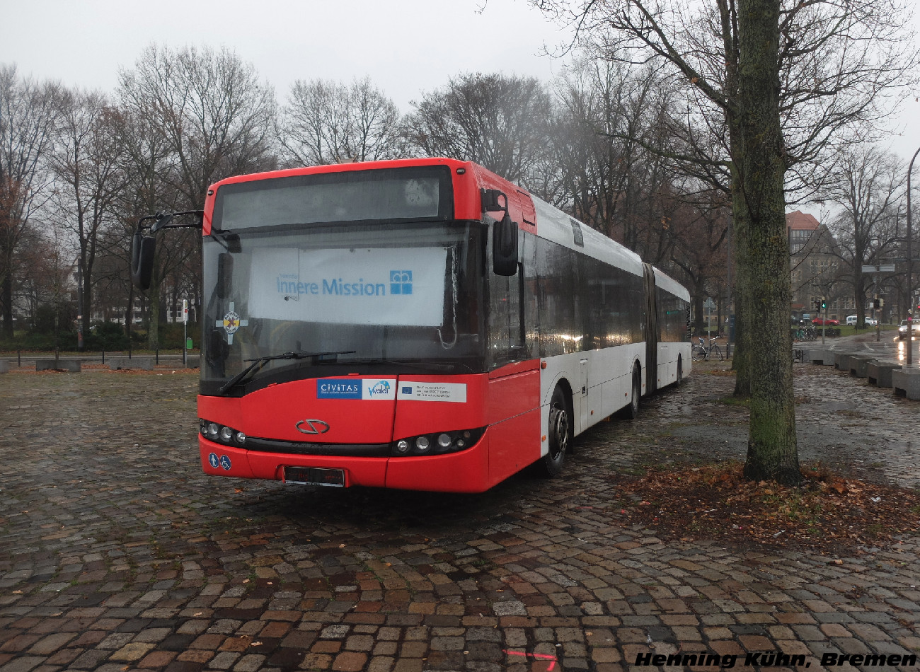 Solaris Urbino 18 #HB-BX 725