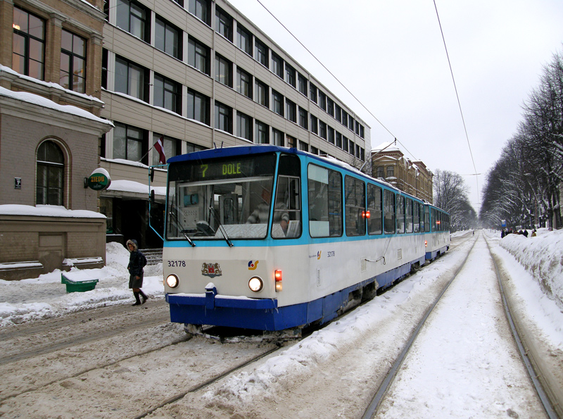 Tatra T6B5SU #32178