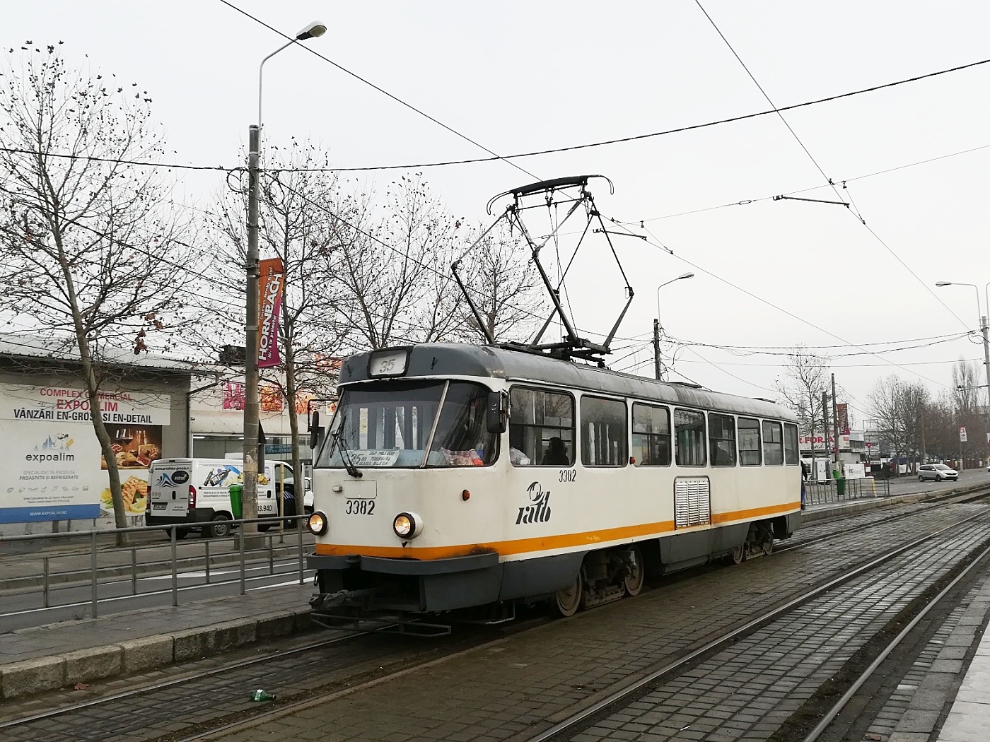 Tatra T4R #3382