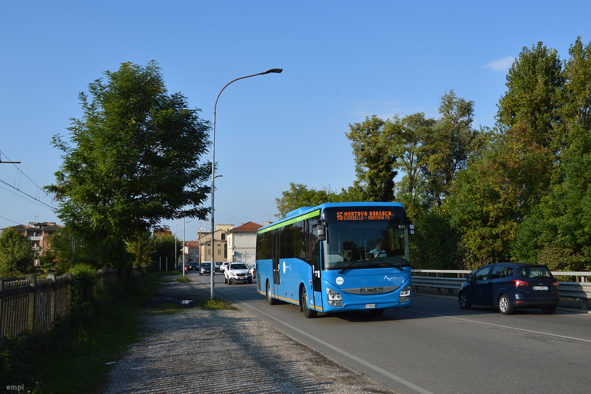 Iveco Crossway Line 12M #828