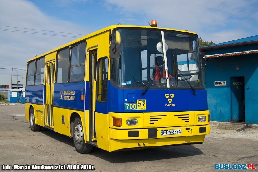 Ikarus 260.04 #700