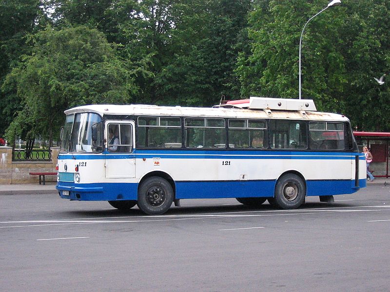 ЛАЗ-695НГ #121