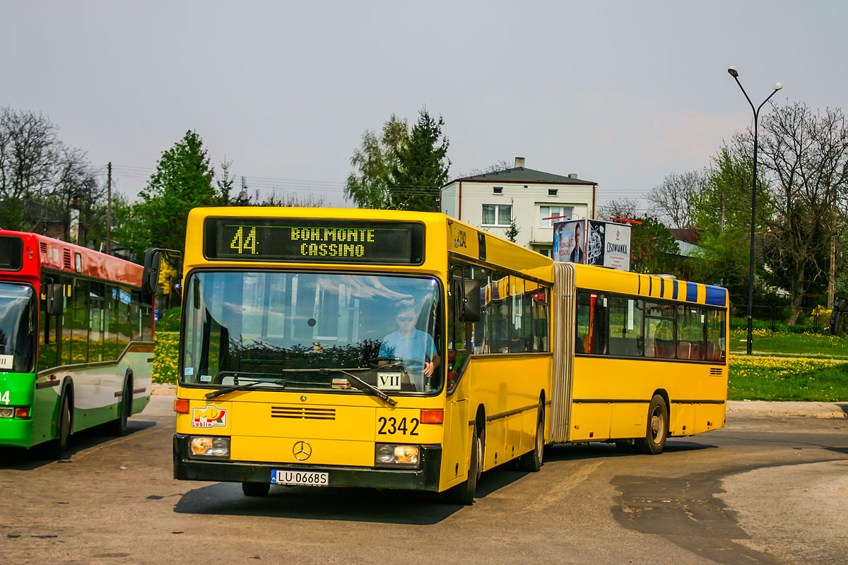 Mercedes-Benz O405GN #2342