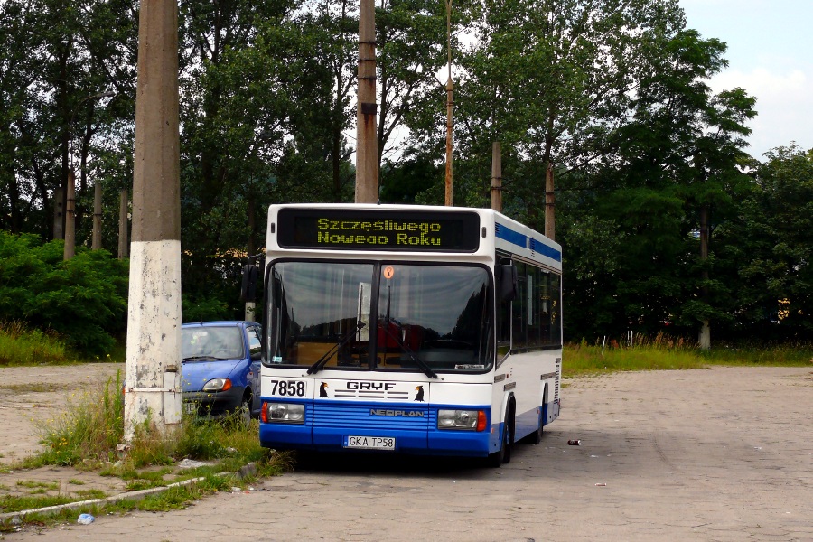 Neoplan N409M #7858