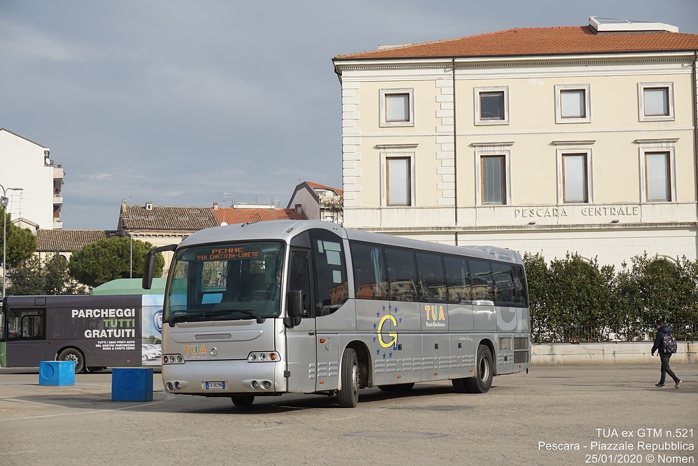 Irisbus 389E.12.38 EuroClass HD #521