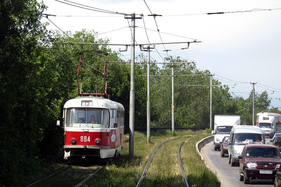 Tatra T3SU #884